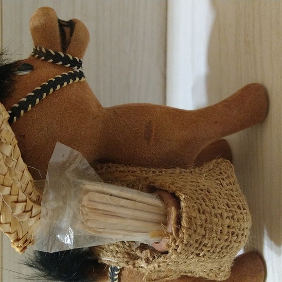 Vintage Flocked Donkey Burro Figure Toothpick Holder Sealed Toothpicks Hong Kong - Picture 3 of 6